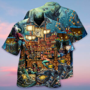 Skull Pirate Treasure Night On The Sea Style